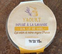 Yaourt infusé à la lavande sur lit de miel