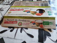 Yaourt de Brebis bio sur lit de fruits rouges