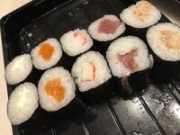 Gourmet maki aperitif