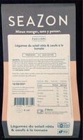 Légumes du soleil rôtis et oeufs à la tomate