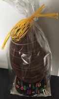 Moulage de chocolat au lait decoré