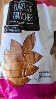 Brioche tranchée aux œufs frais