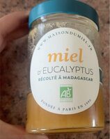 Miel d'eucalyptus récolté à Madagascar