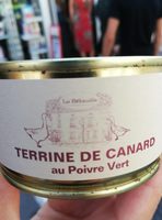 Terrine de canard au poivre vert