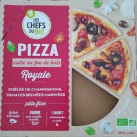 Pizza Royale cuite au feu de bois