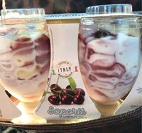 Créme glacée goût cerise amaréna