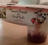 Yaourt Brassé au Lait de vache sur Lit de Fraise