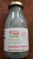 Petite soupe de concombre et fromage de chèvre frais cendré