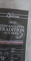 Demi-baguette tradition aux noix