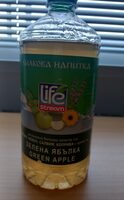 Незагирана билкова напитка със стевия, невен, салвия, коприва с аромат на зелена ябълка