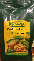 Walnusskernstückchen