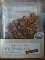 Getrocknete Pfifferkinge Handverlesen