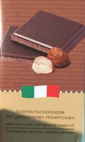 Chocolat au lait avec noisettes broyées