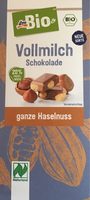 Vollmilch schokolade ganze Haselnuss