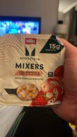 MIXERS Strawberries & Cream Flavour with Vanilla Biscuits