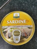Atlantischen Sardinen Stücke mit Haut