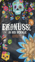 Erdnüsse in der Schale geröstet