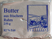 Butter aus frischem Rahm