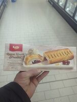 Quark Kirsch Strudel