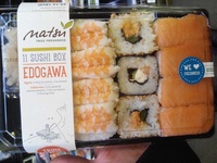Edogawa, Sushi Box Matsu, (4 nigri saumo- 4 nigris crevette-2 california roll- 1 futomaki)