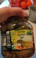 Gurken-Zwiebel-Topf