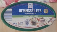 Heringsfilet in Sahnesauce mit Gurken, Äpfeln und Dill
