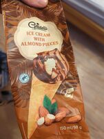 Ice-cream with almond pieces