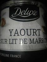 Yaourt sur lit de marron