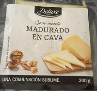 Queso mezcla madurado en cava