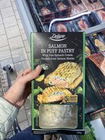 Salmon in puff pastry
