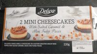 2 mini cheesecakes with salted Caramel and mini fudge pieces