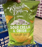 Sour cream and onion chip