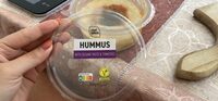 Hummus bruschetta