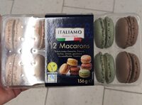 12 Macarons