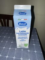 Latte parzialmente scremato