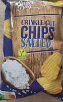 Crinkle cut chips salted