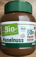 Haselnuss