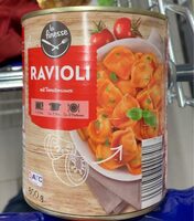 Ravioli mit Tomatensauce