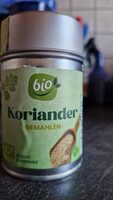 Bio-Koriander gemahlen