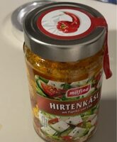 Hirtenkäse mit Paprika und Chili