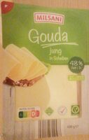 Gouda jung in Scheiben