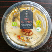 Bio Hummus - Kichererbsenpüree mit Sesam und rotem Pesto
