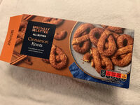 Cinnamon Knots