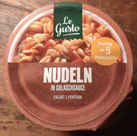 Nudeln in Gulaschsauce