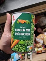 Junge Erbsen mit Möhrchen
