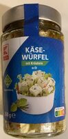 Käse-Würfel mit Kräutern in Öl
