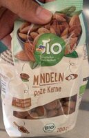 Mandeln ganze Kerne