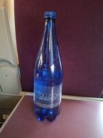 Mineralwasser sprudelnd
