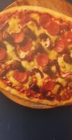 Pizza pepperoni meat feast