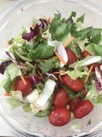 Salatcup - Mozzarella mit Croutons